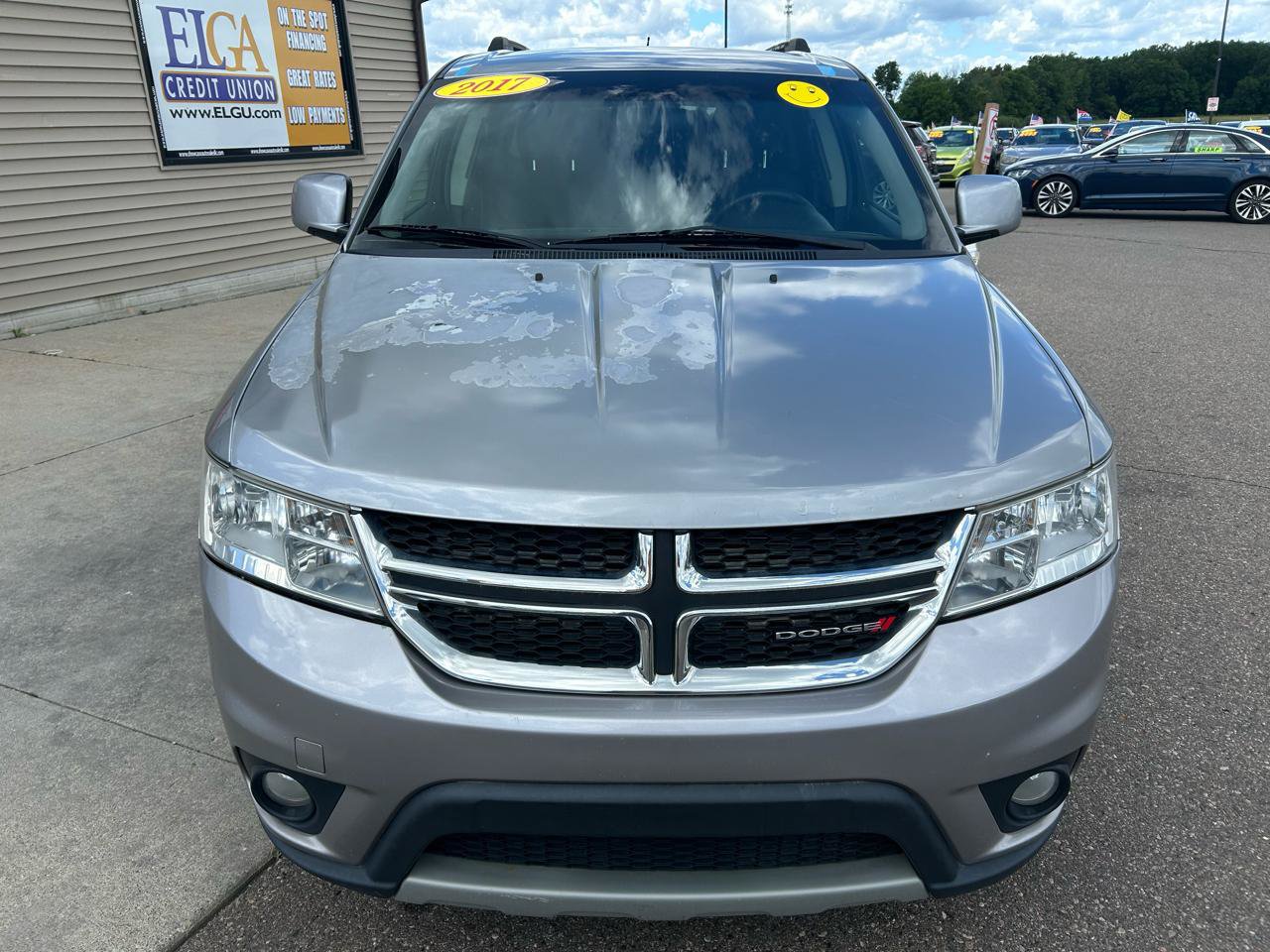 Used 2017 Dodge Journey SXT FWD image 2