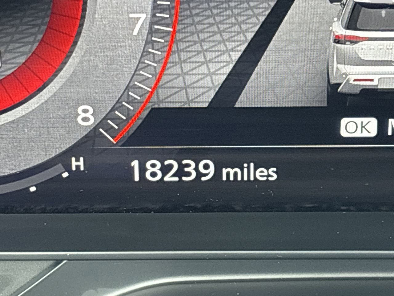 Used 2023 Nissan Pathfinder Platinum image 35