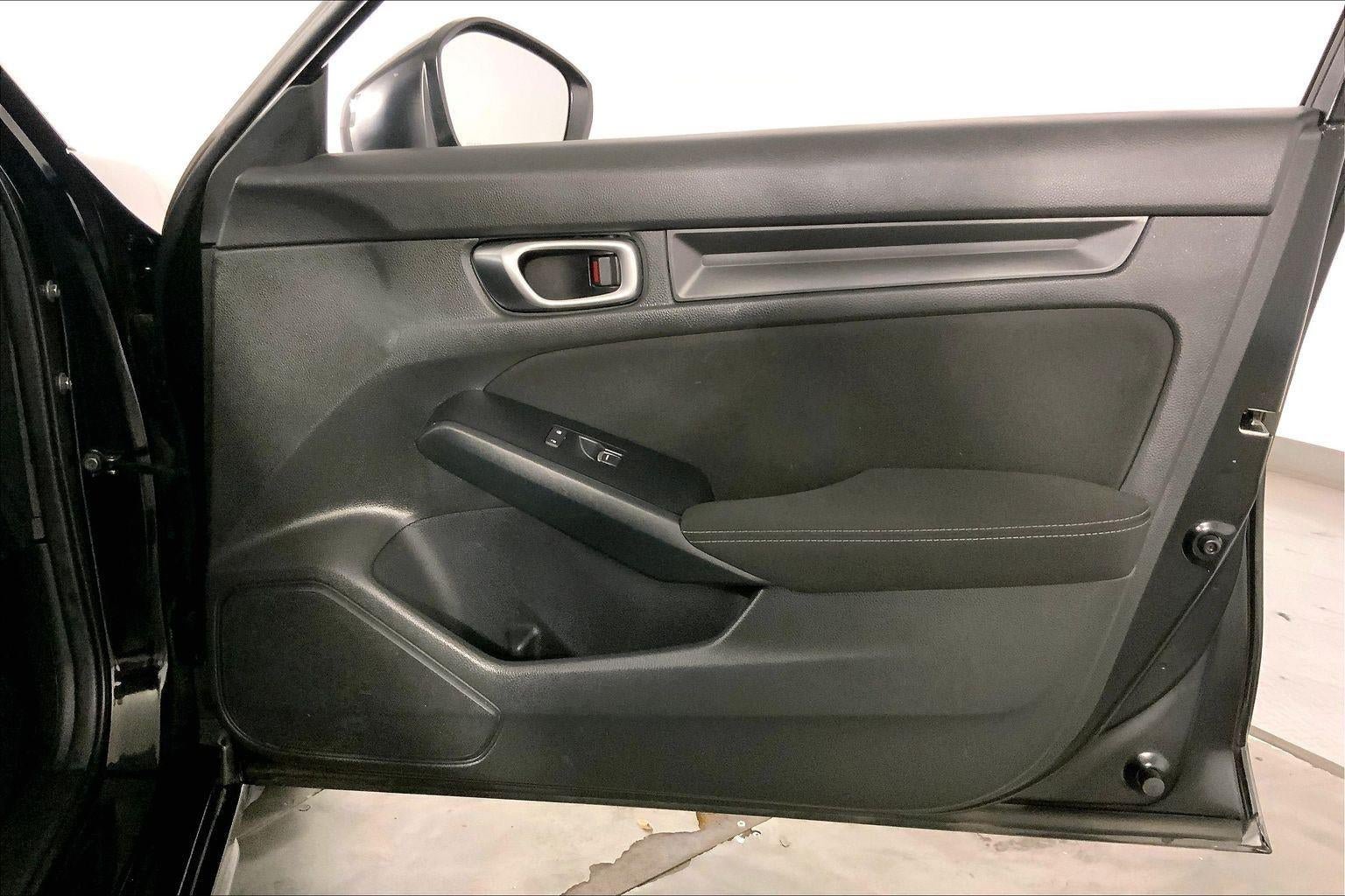 Used 2023 Honda Civic Sport image 25
