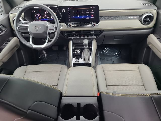 Used 2025 Chevrolet Colorado ZR2 AWD/4WD image 8