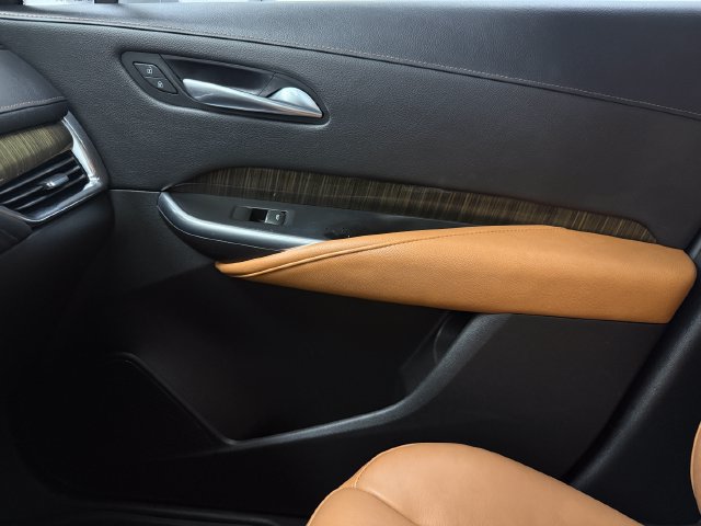 Used 2020 Cadillac XT4 Sport FWD image 24