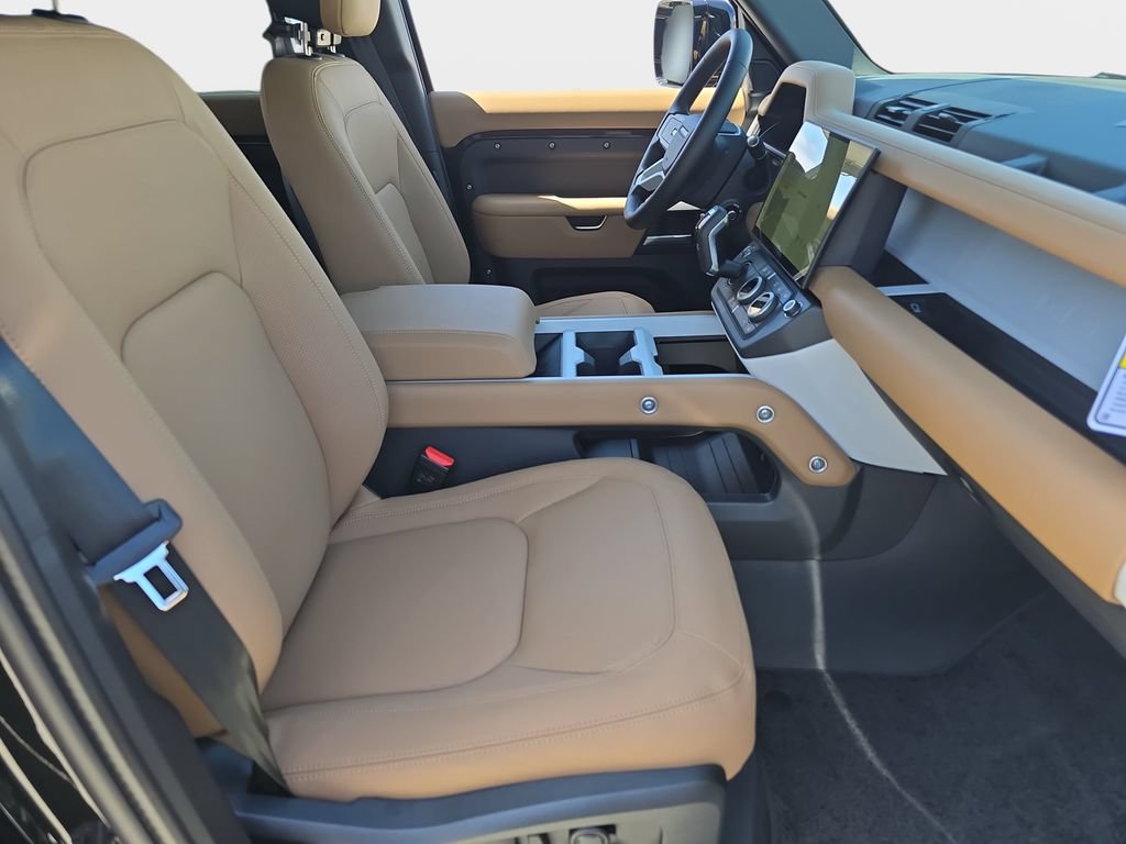 New 2026 Land Rover Defender 110 S AWD/4WD image 10