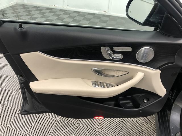 Used 2018 Mercedes-Benz E 300 4MATIC image 12