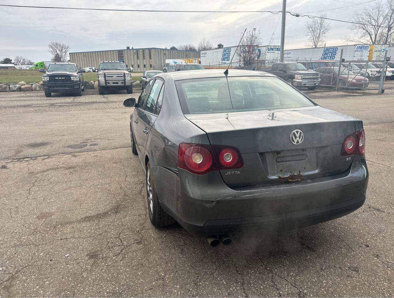 Used 2009 Volkswagen Jetta S FWD image 7