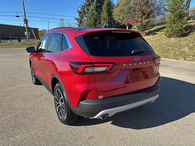 New 2026 Ford Escape SE image 2