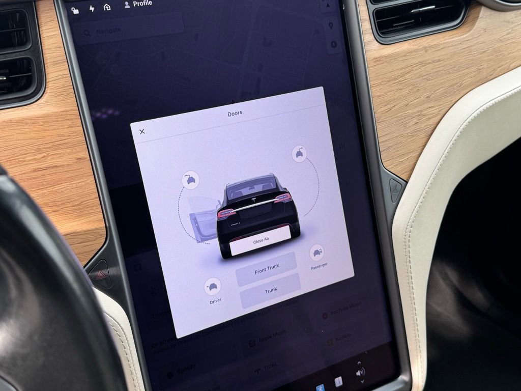 Used 2020 Tesla Model X Long Range image 26