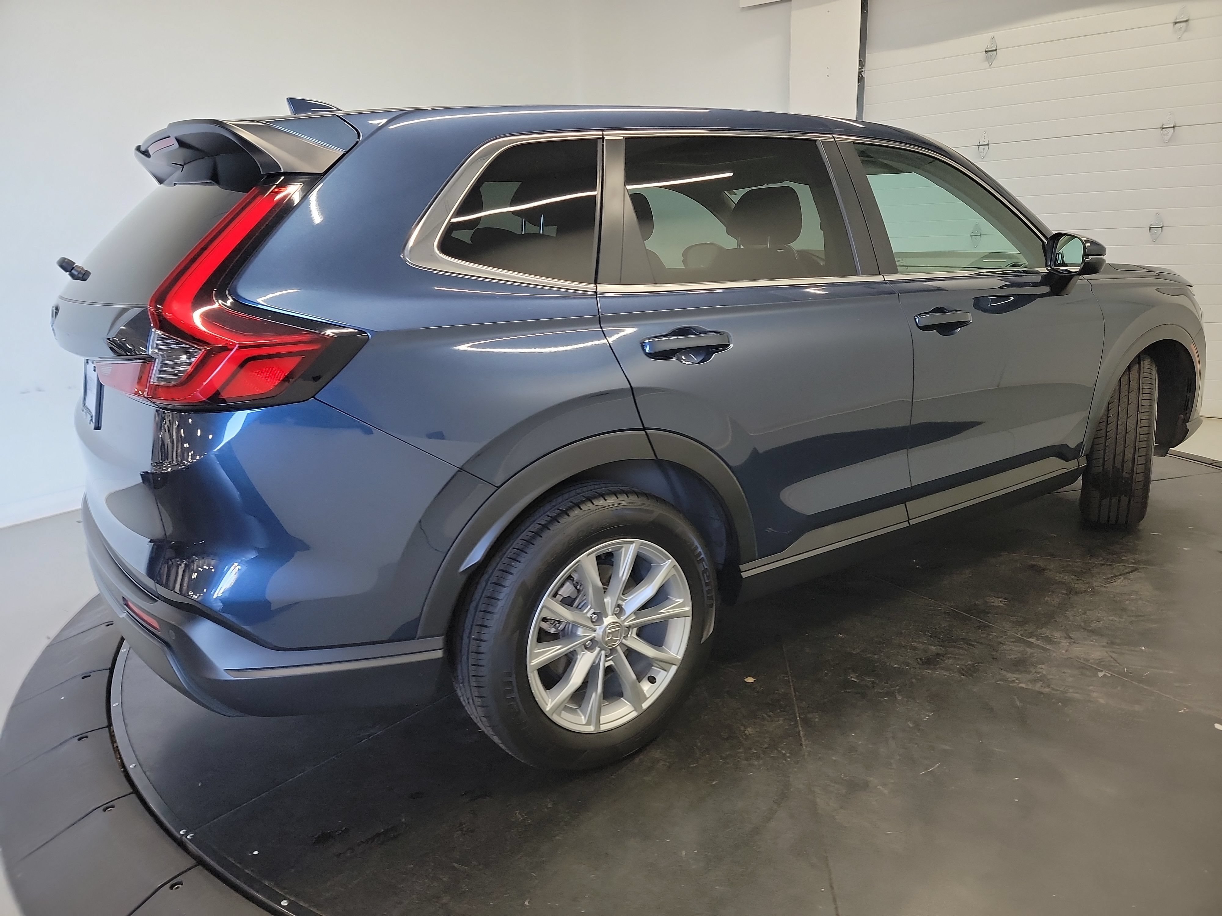 Used 2024 Honda CR-V EX-L image 9