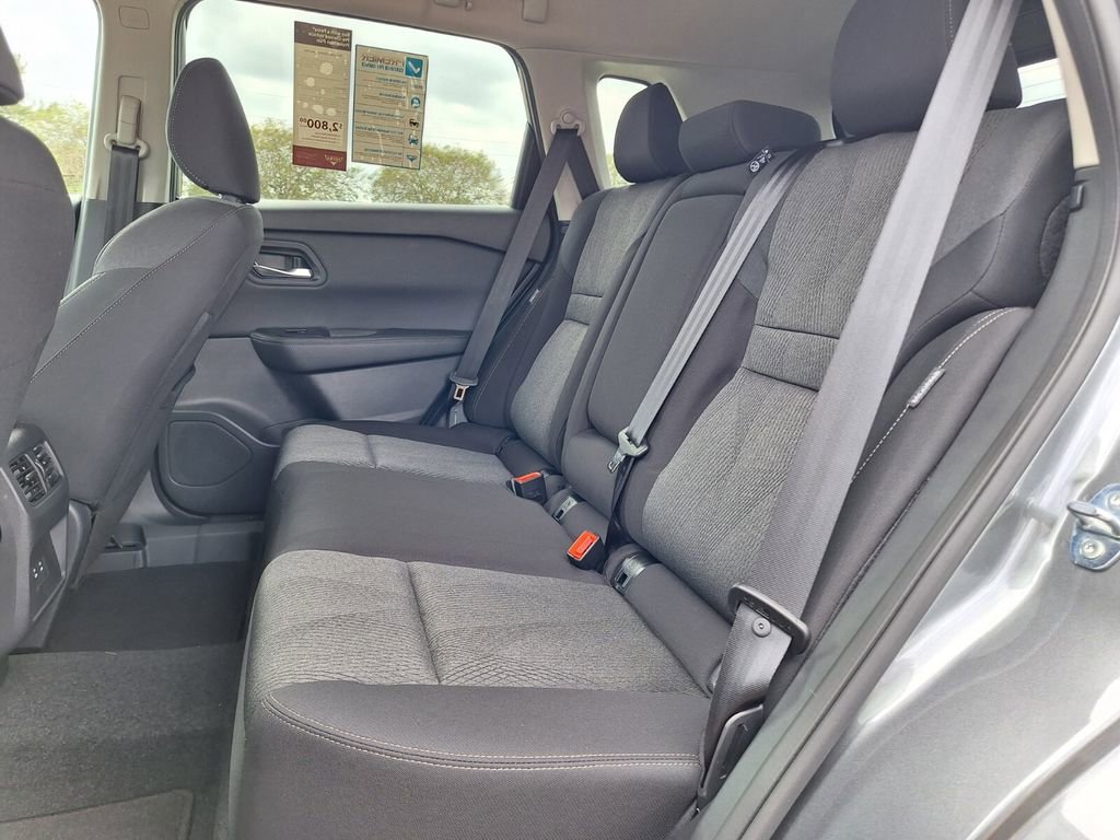 Certified 2026 Nissan Rogue SV image 22