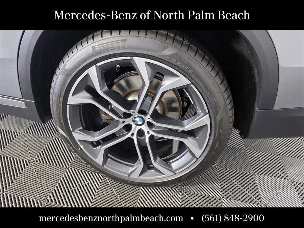 Used 2024 BMW X5 xDrive40i w/ Premium Package image 17