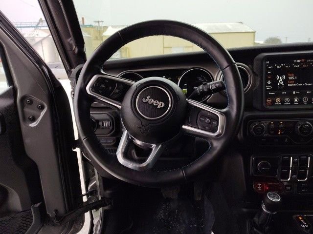 Used 2021 Jeep Wrangler Unlimited Rubicon 4xe w/ Cold Weather Group AWD/4WD image 28