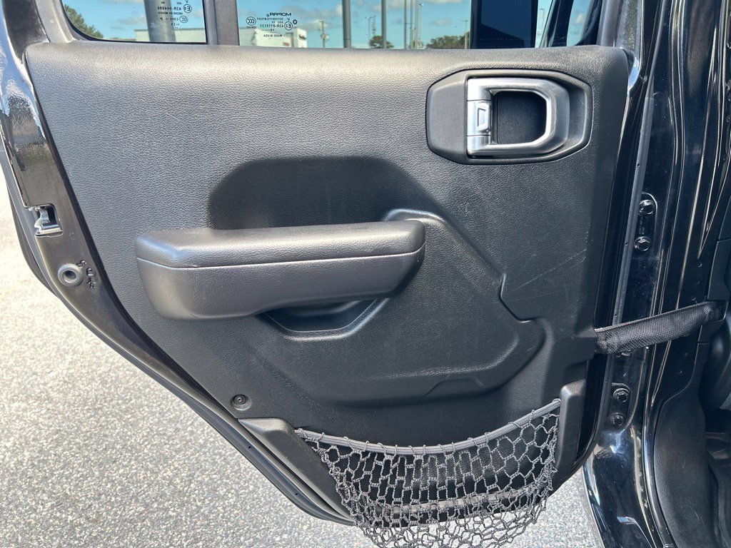 Used 2019 Jeep Wrangler Unlimited Sport S AWD/4WD image 16