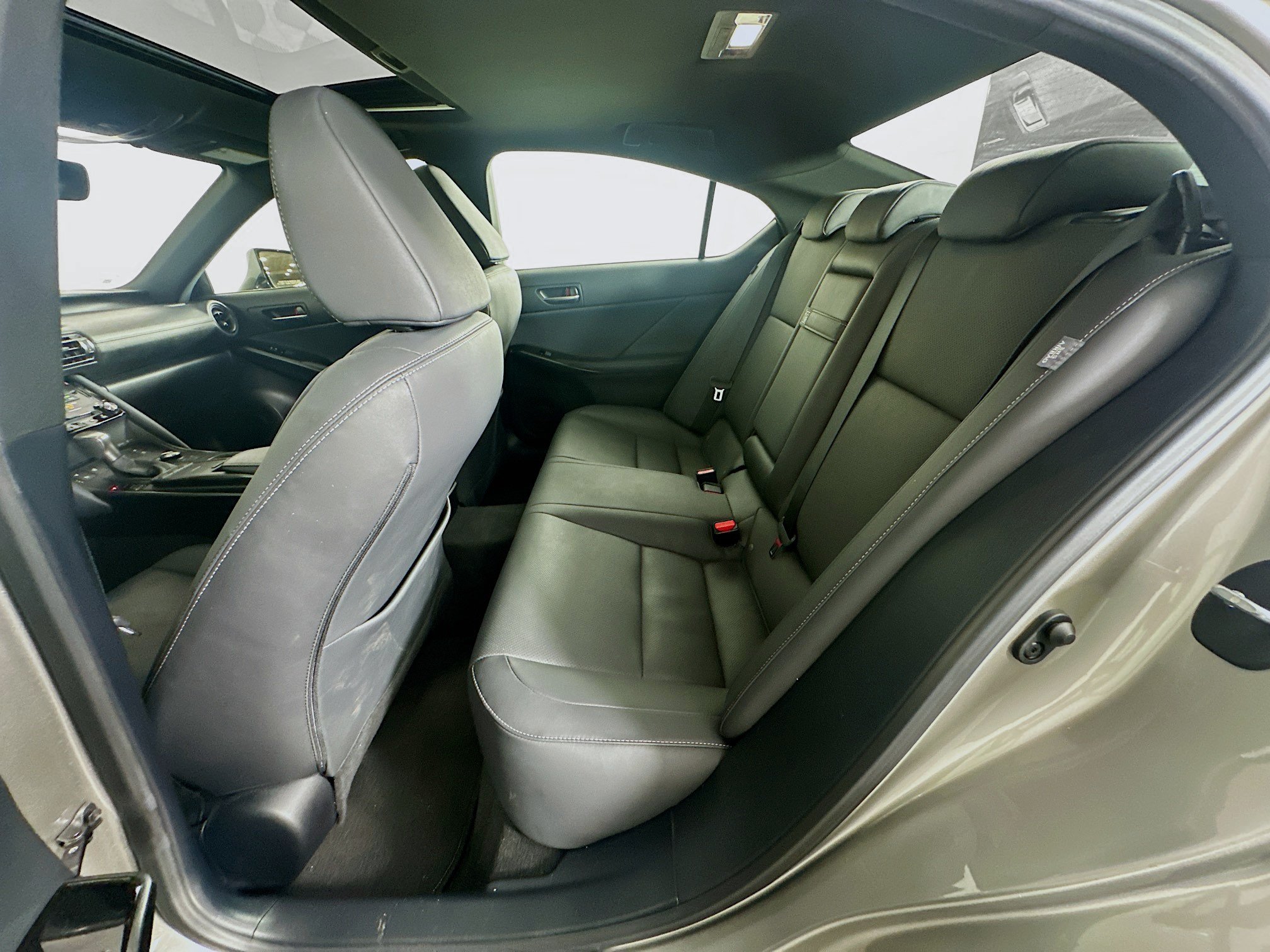 Used 2023 Lexus IS 300 w/ Comfort Package RWD image 27