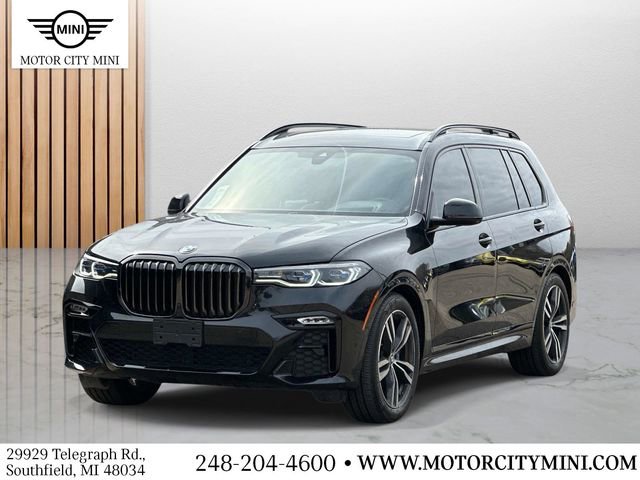 Used 2022 BMW X7 M50i w/ Executive Package image 8