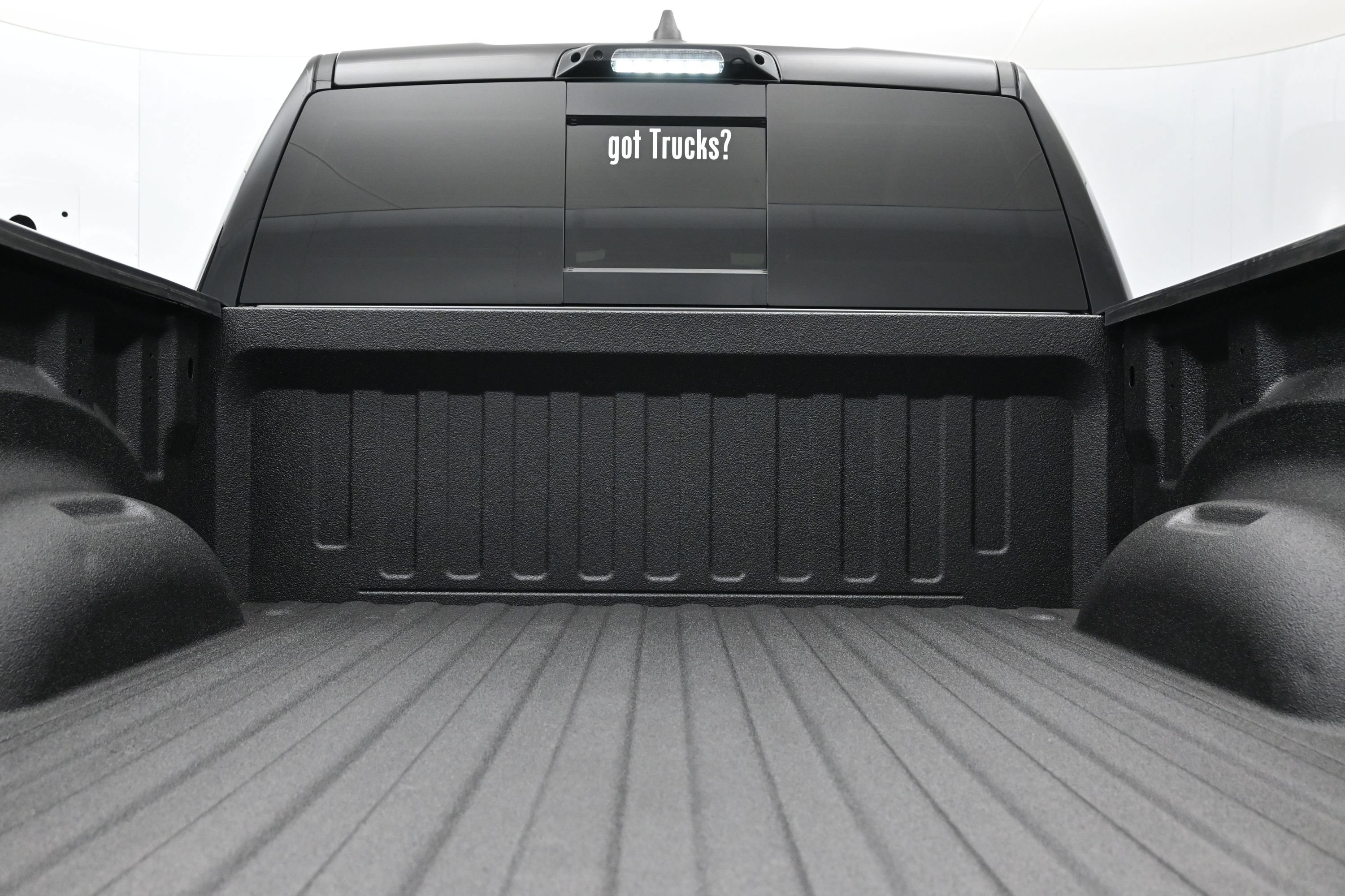 Used 2023 RAM 1500 Big Horn AWD/4WD image 7