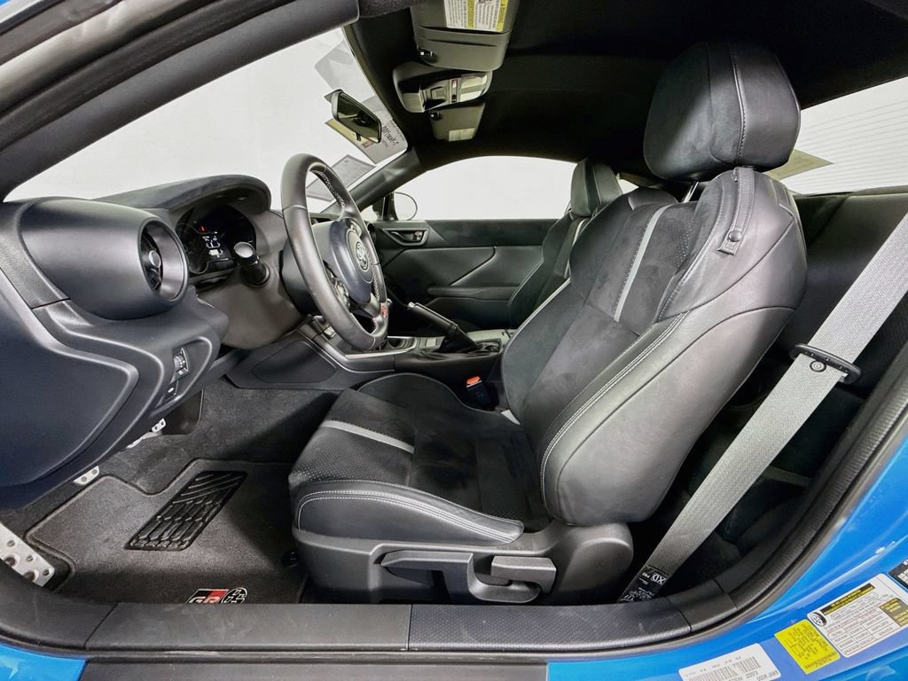 Certified 2023 Toyota GR86 Premium RWD image 23