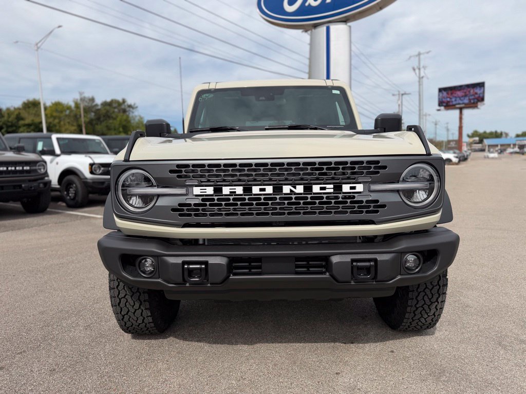 New 2026 Ford Bronco Badlands AWD/4WD image 2
