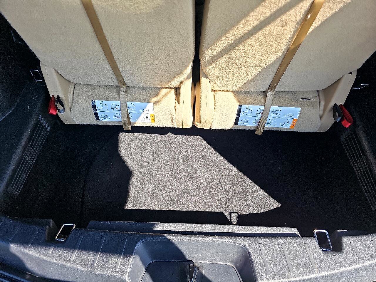 Used 2017 Ford Explorer FWD image 13