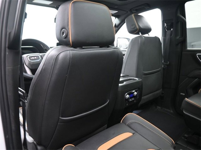 Used 2023 GMC Yukon AT4 w/ AT4 Premium Package image 29