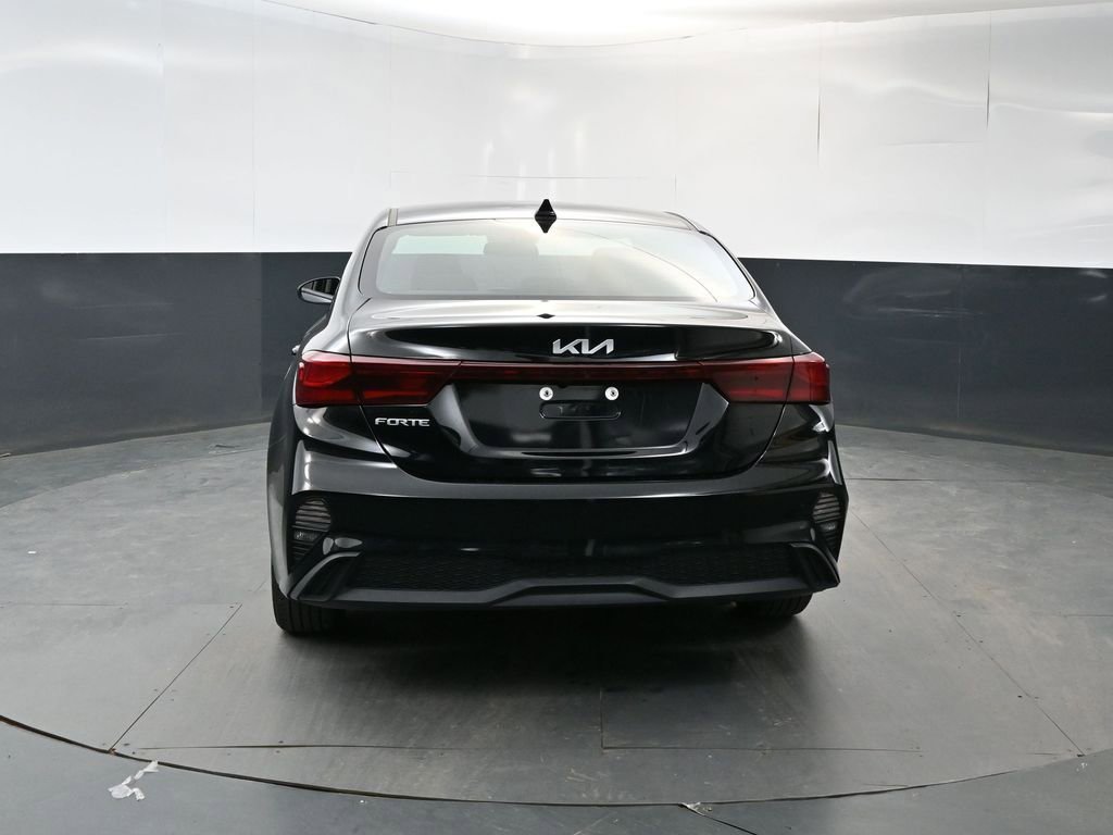 Used 2023 Kia Forte LXS FWD image 4
