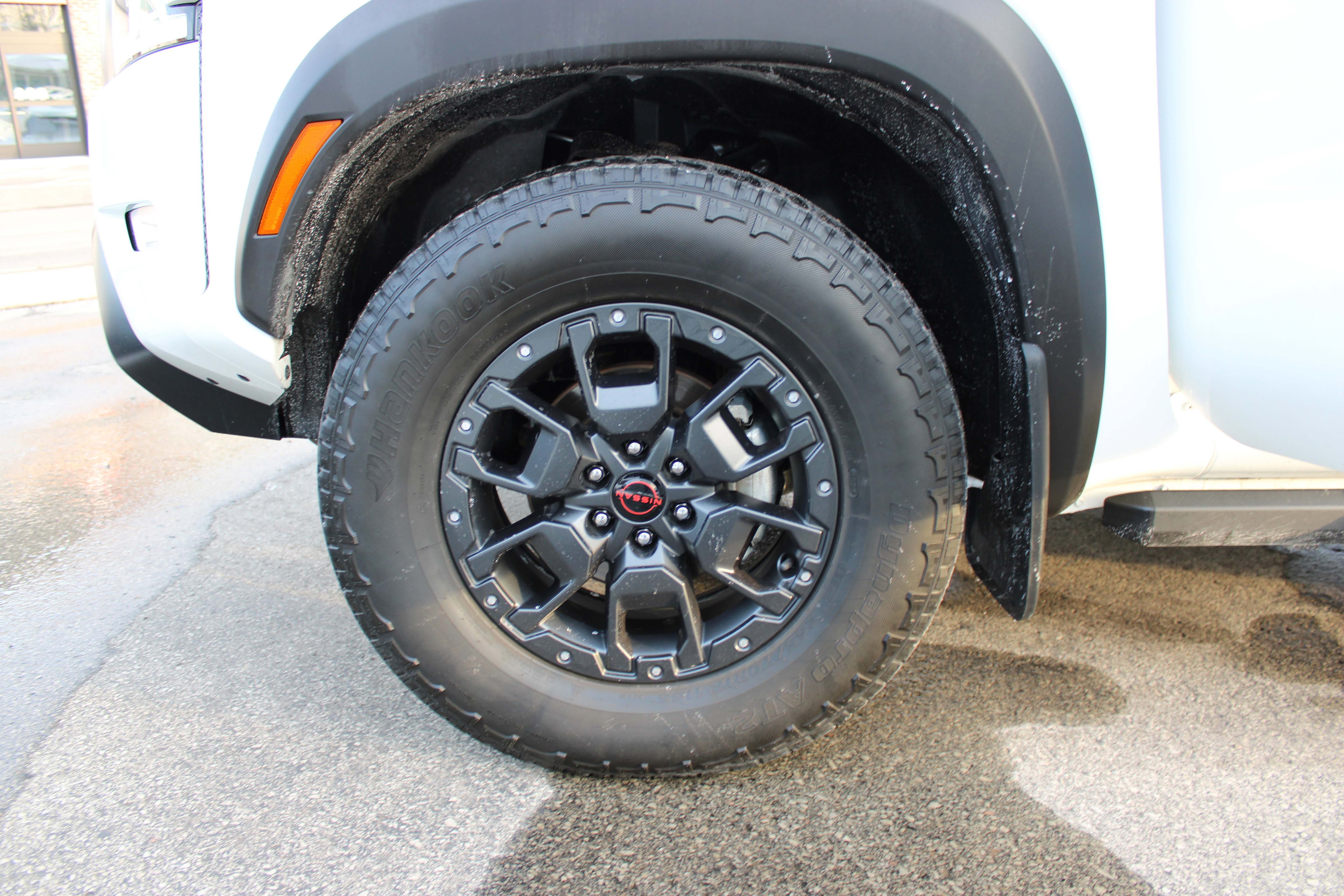 Certified 2022 Nissan Frontier PRO-4X w/ Pro-4X Premium Package image 38