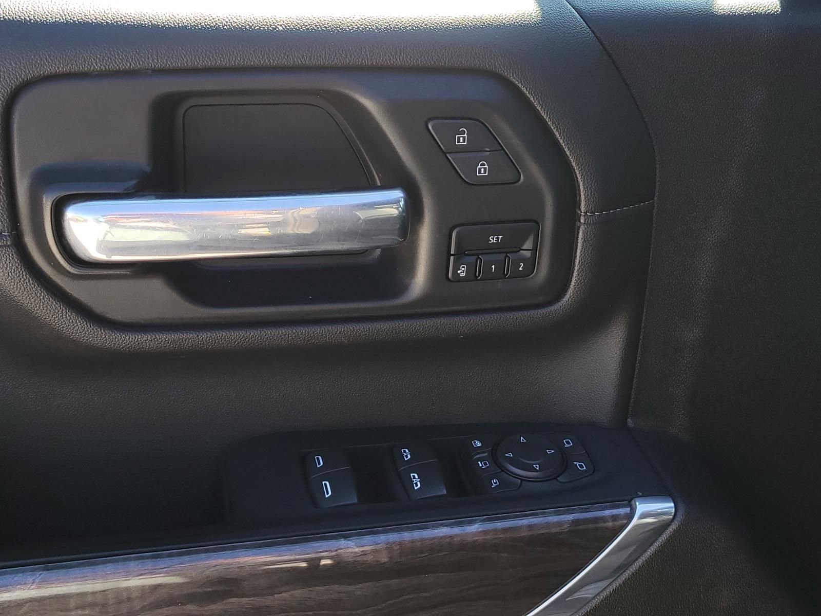 Used 2022 Chevrolet Silverado 3500 LTZ w/ LTZ Plus Package image 14