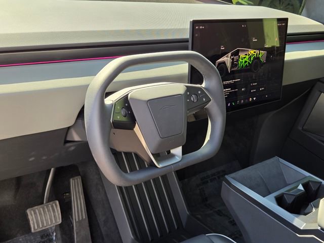 Used 2026 Tesla Cybertruck AWD Crew Cab image 18