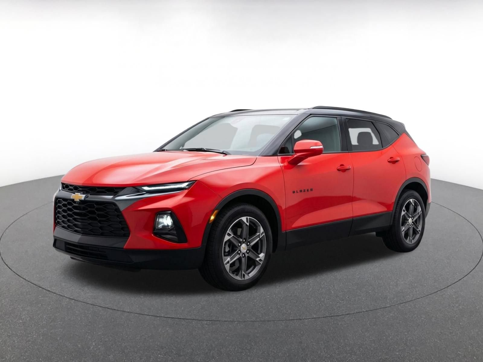Used 2026 Chevrolet Blazer LT AWD/4WD image 3