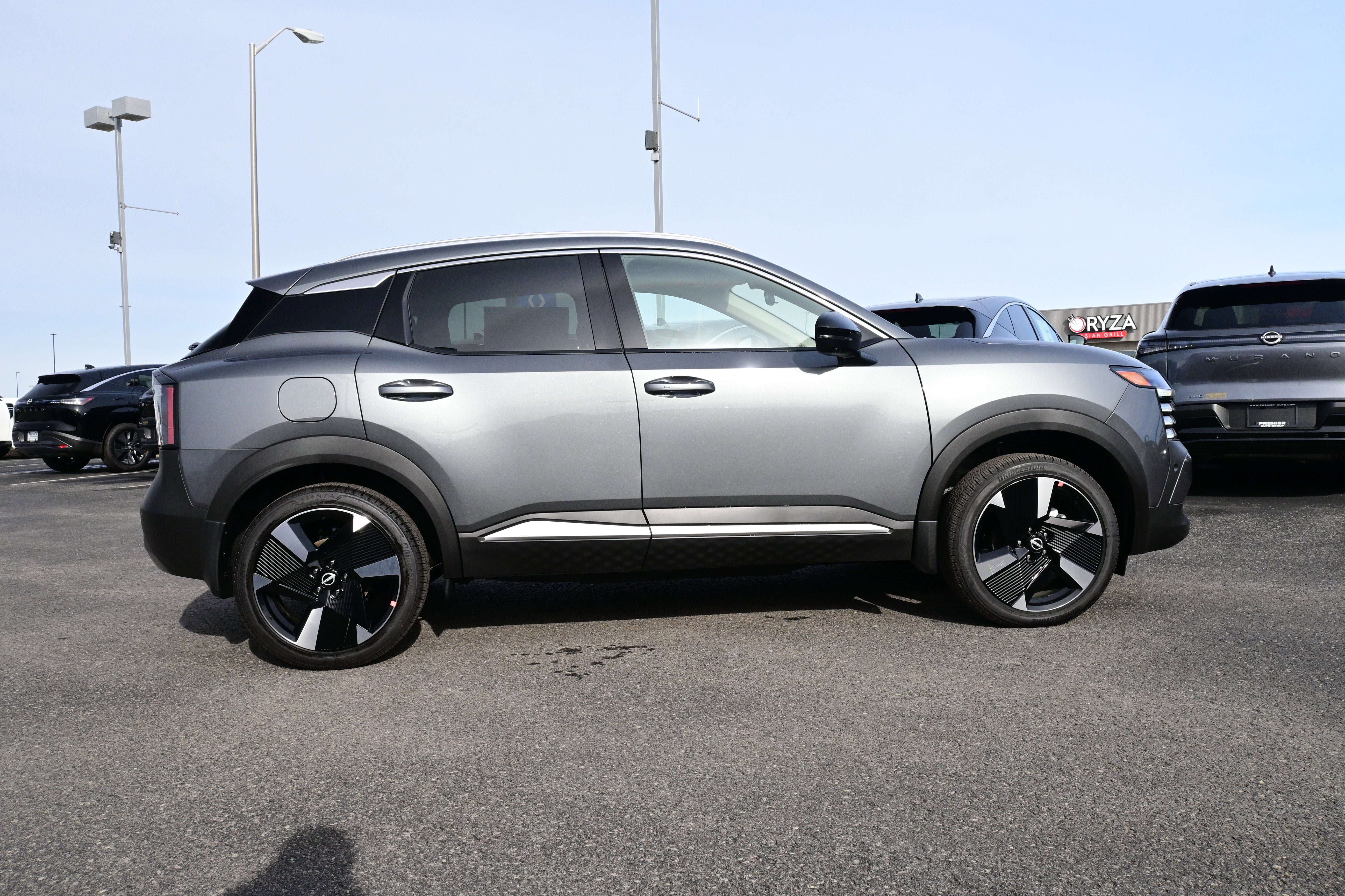 New 2026 Nissan Kicks SR w/ SR Premium Package AWD/4WD image 5