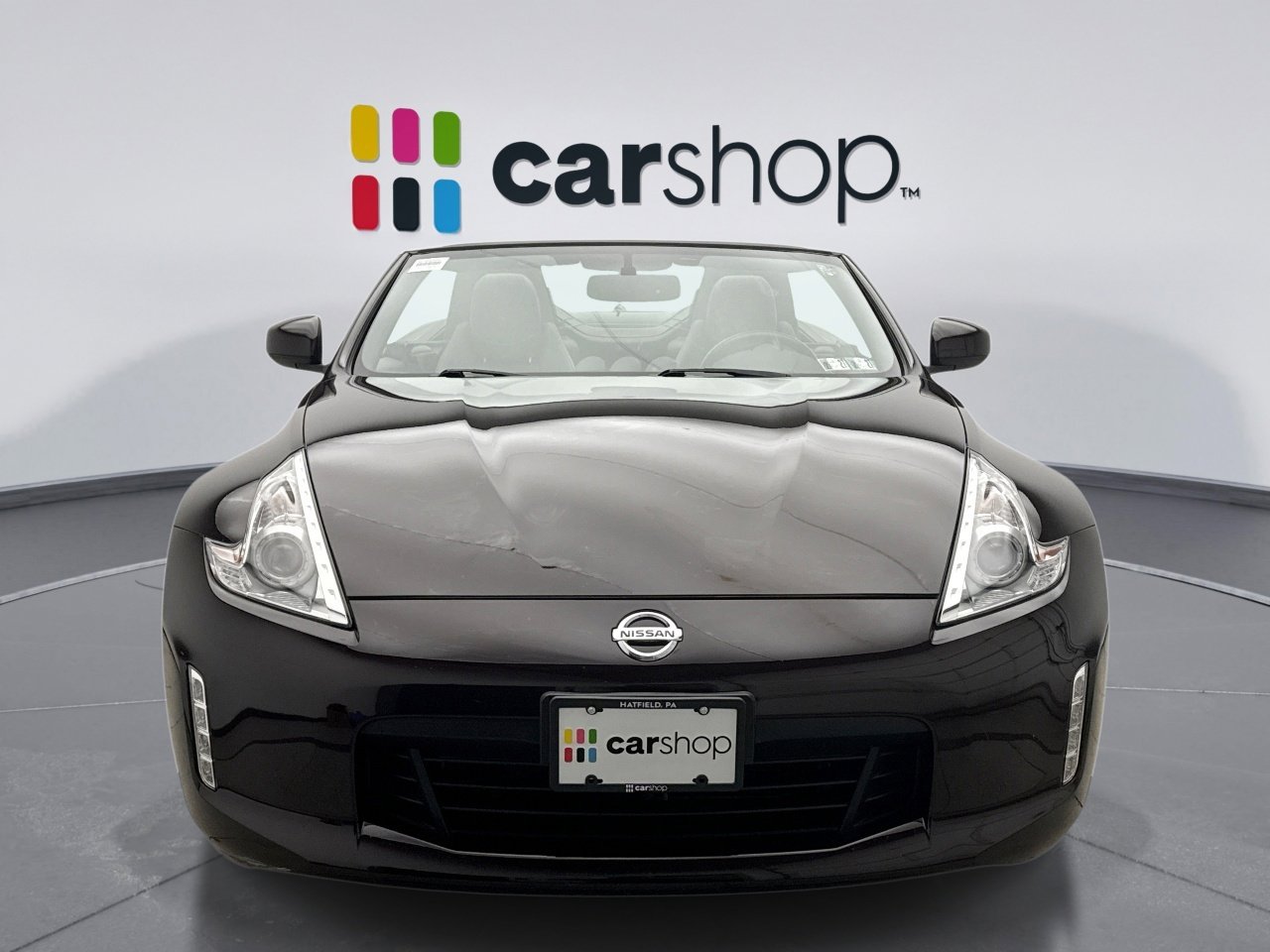 Used 2017 Nissan 370Z Touring image 8