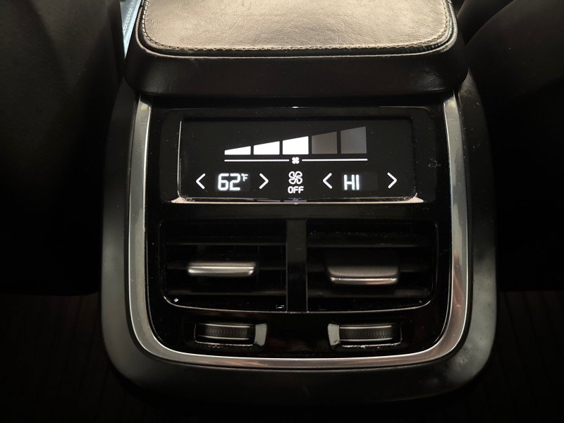 Used 2017 Volvo XC90 T6 R-Design w/ Vision Package AWD/4WD image 32