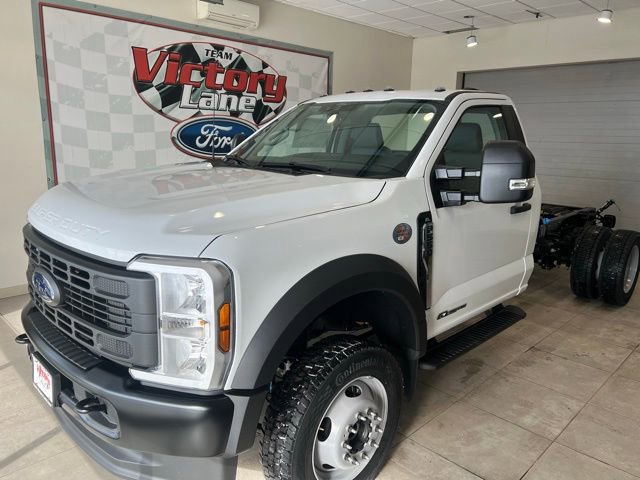 New 2026 Ford F550 4x4 Regular Cab Super Duty image 1