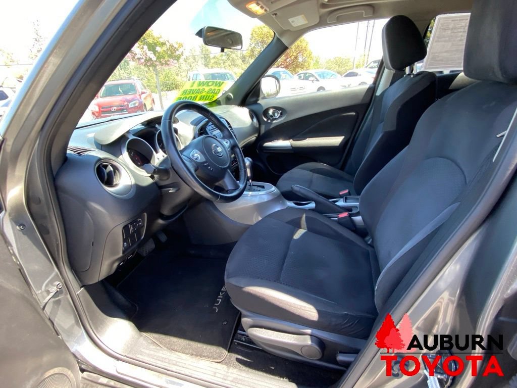 Used 2011 Nissan Juke SV FWD image 30