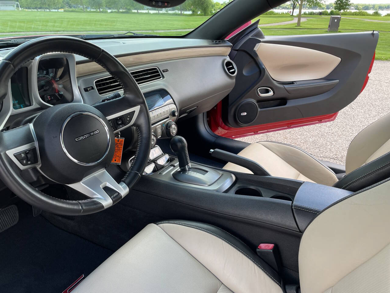 Used 2010 Chevrolet Camaro SS w/ LPO, Ground Effects Package RWD image 99