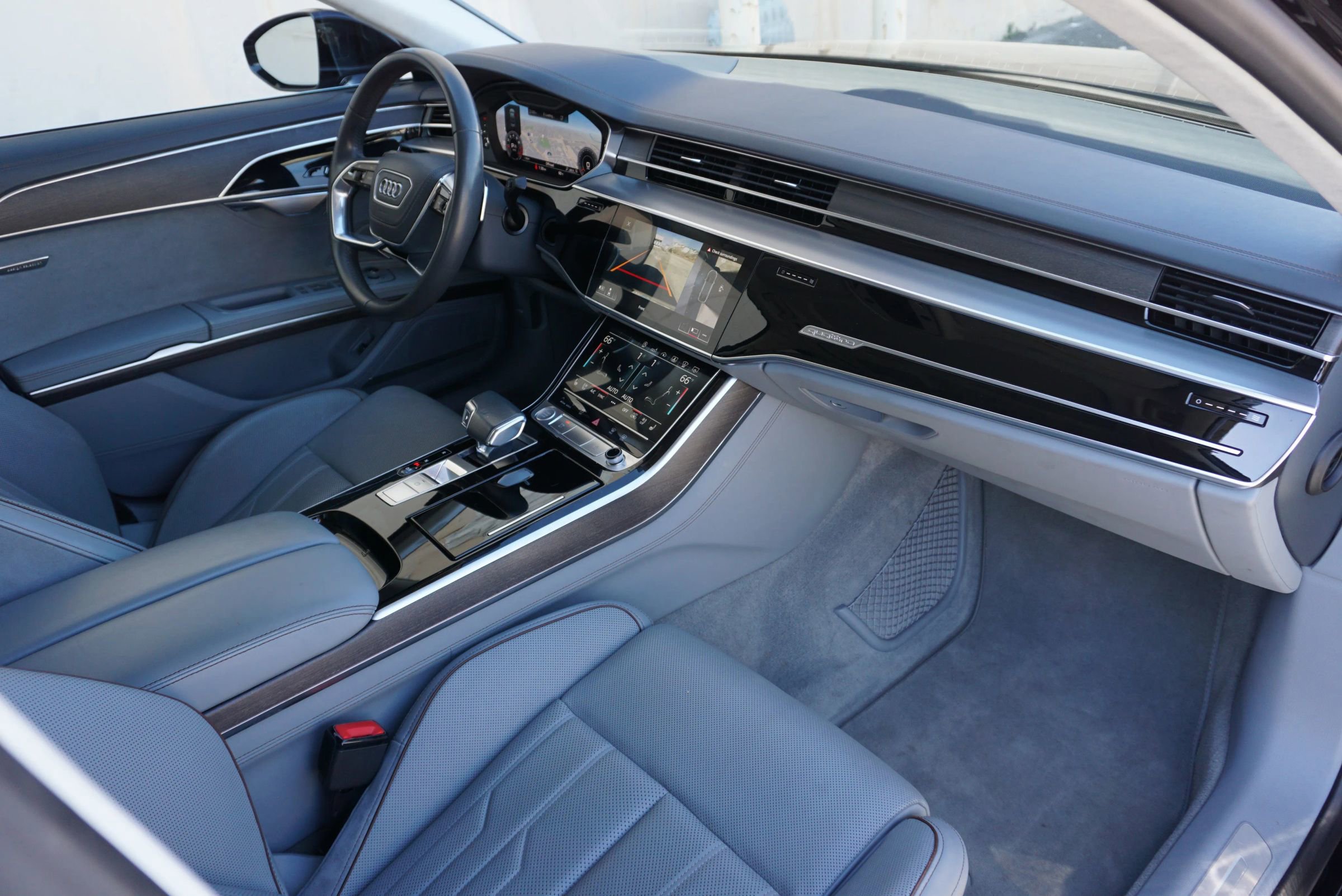 Used 2020 Audi A8 L 4.0T w/ Executive Package image 20