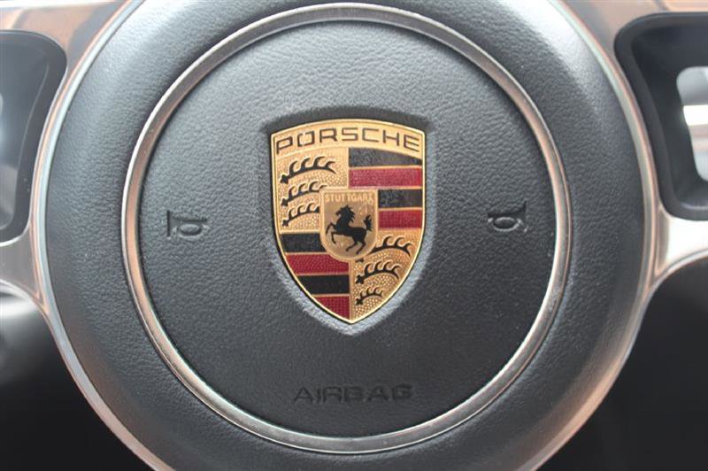 Used 2016 Porsche Macan S image 40
