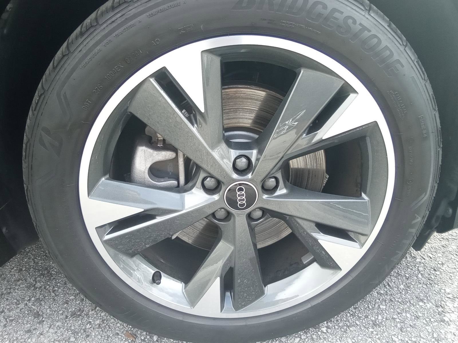 Used 2024 Audi Q4 e-tron Premium Plus w/ Premium Plus image 14