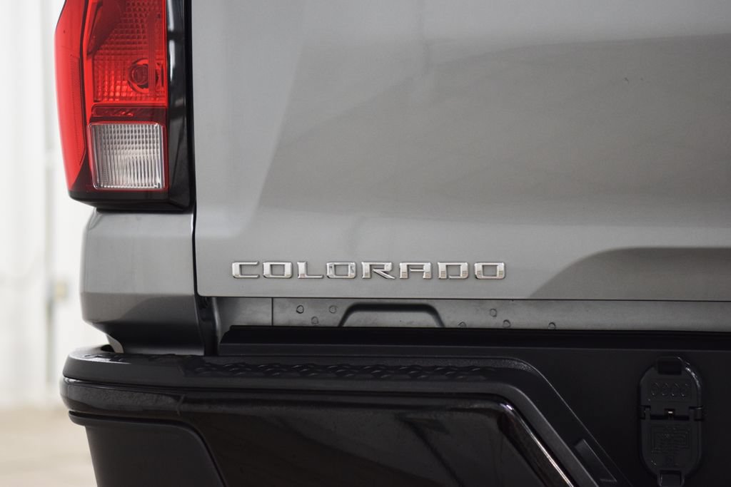 Used 2024 Chevrolet Colorado Trail Boss w/ Technology Package AWD/4WD image 22