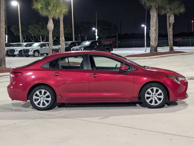 Used 2020 Toyota Corolla LE image 4