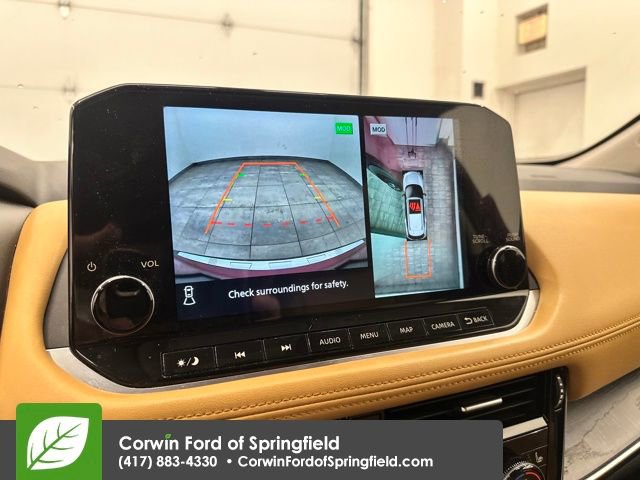 Used 2021 Nissan Rogue Platinum image 15