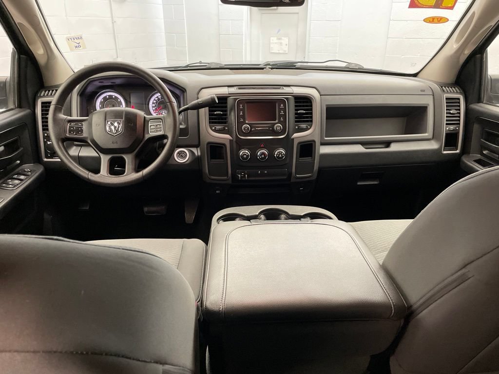 Used 2015 RAM 2500 Tradesman w/ Chrome Appearance Group AWD/4WD image 14