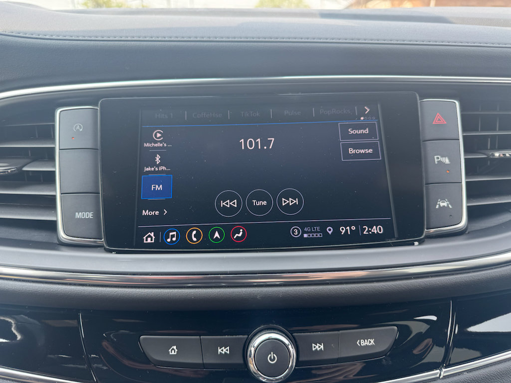 Used 2022 Buick Enclave Avenir w/ Avenir Technology Package FWD image 32