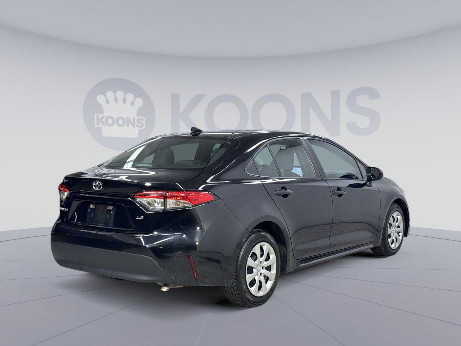Used 2023 Toyota Corolla LE image 12
