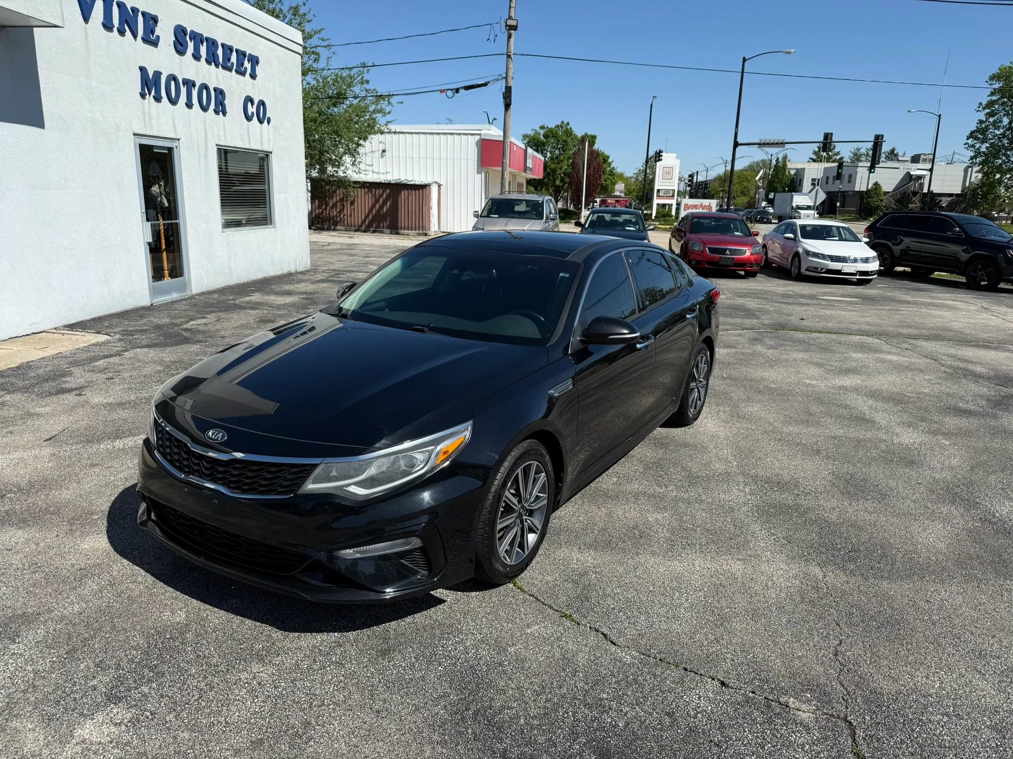 Used 2019 Kia Optima LX w/ LX Premium Package FWD image 2