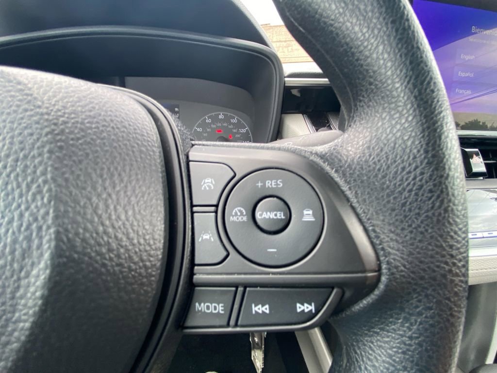 Used 2024 Toyota Corolla Cross L FWD image 19