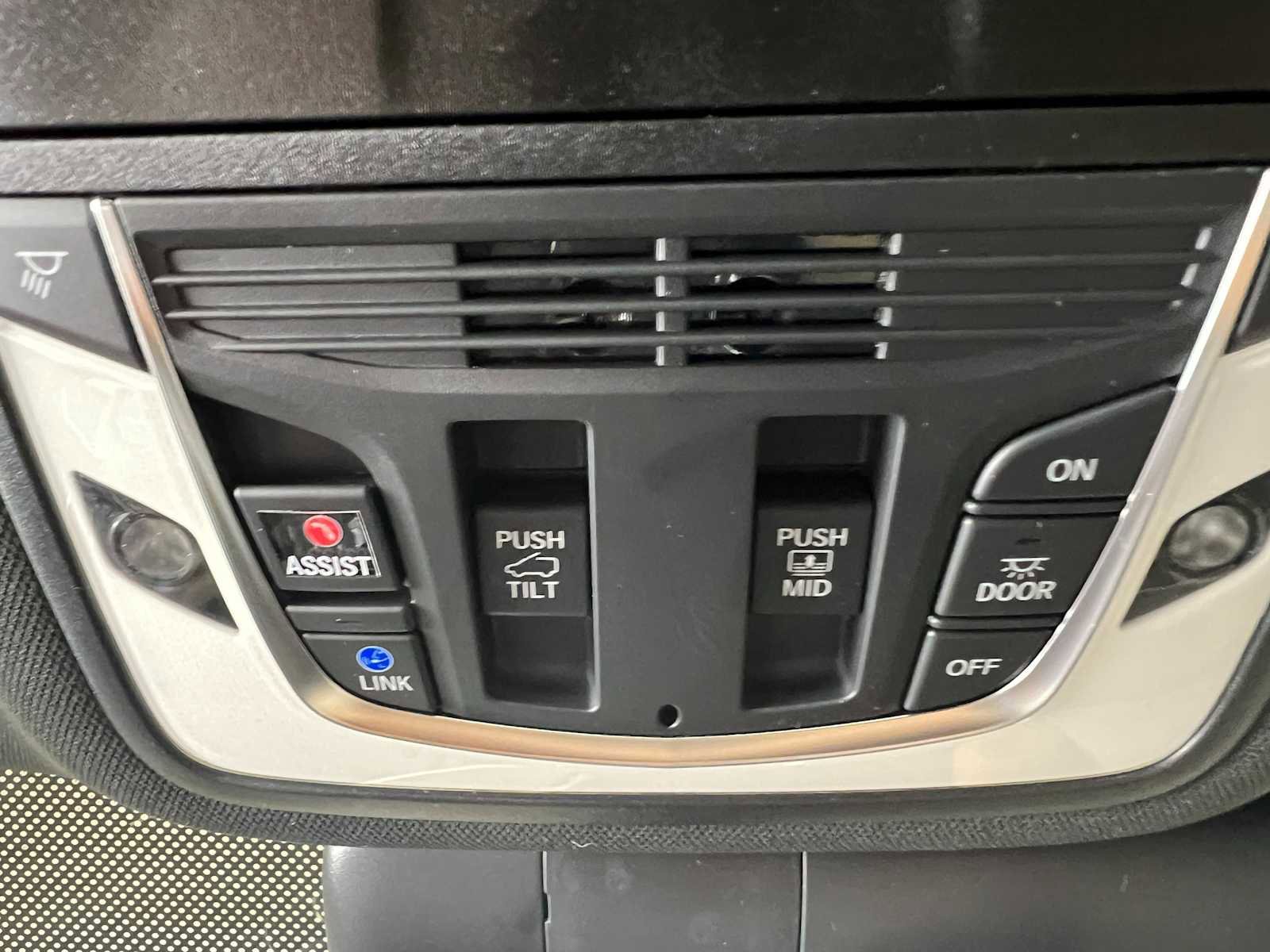 New 2026 Acura RDX SH-AWD image 19