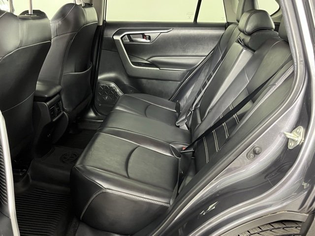 Used 2020 Toyota RAV4 XLE Premium image 25
