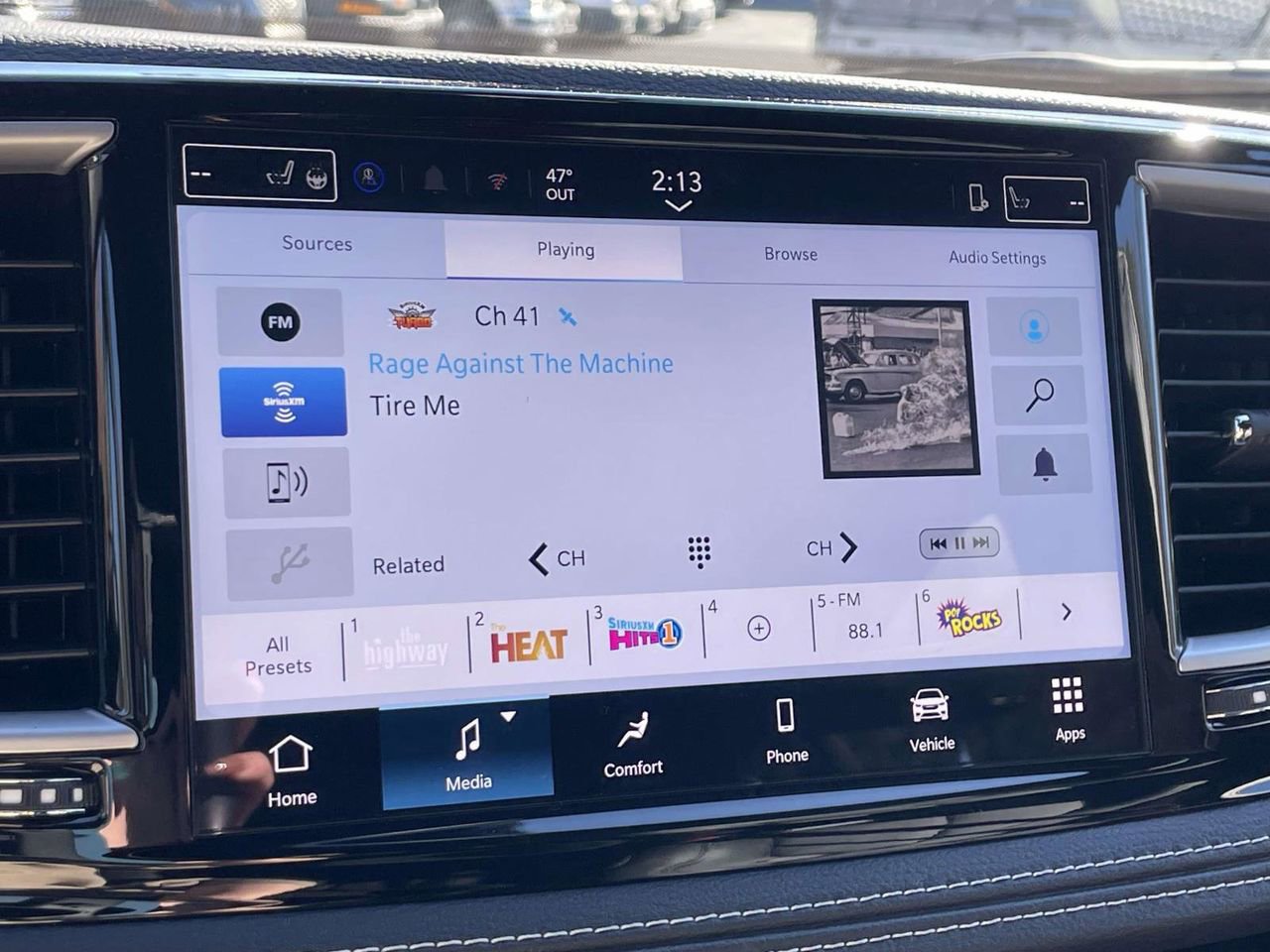 New 2026 Chrysler Pacifica Select FWD image 17