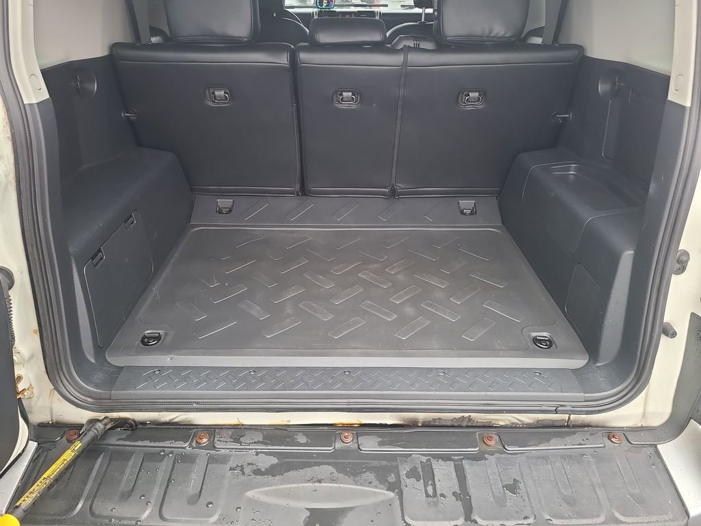 Used 2012 Toyota FJ Cruiser 4WD image 36