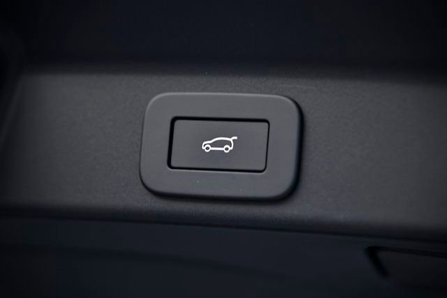 New 2026 Jaguar F-PACE R-Dynamic S AWD/4WD image 35