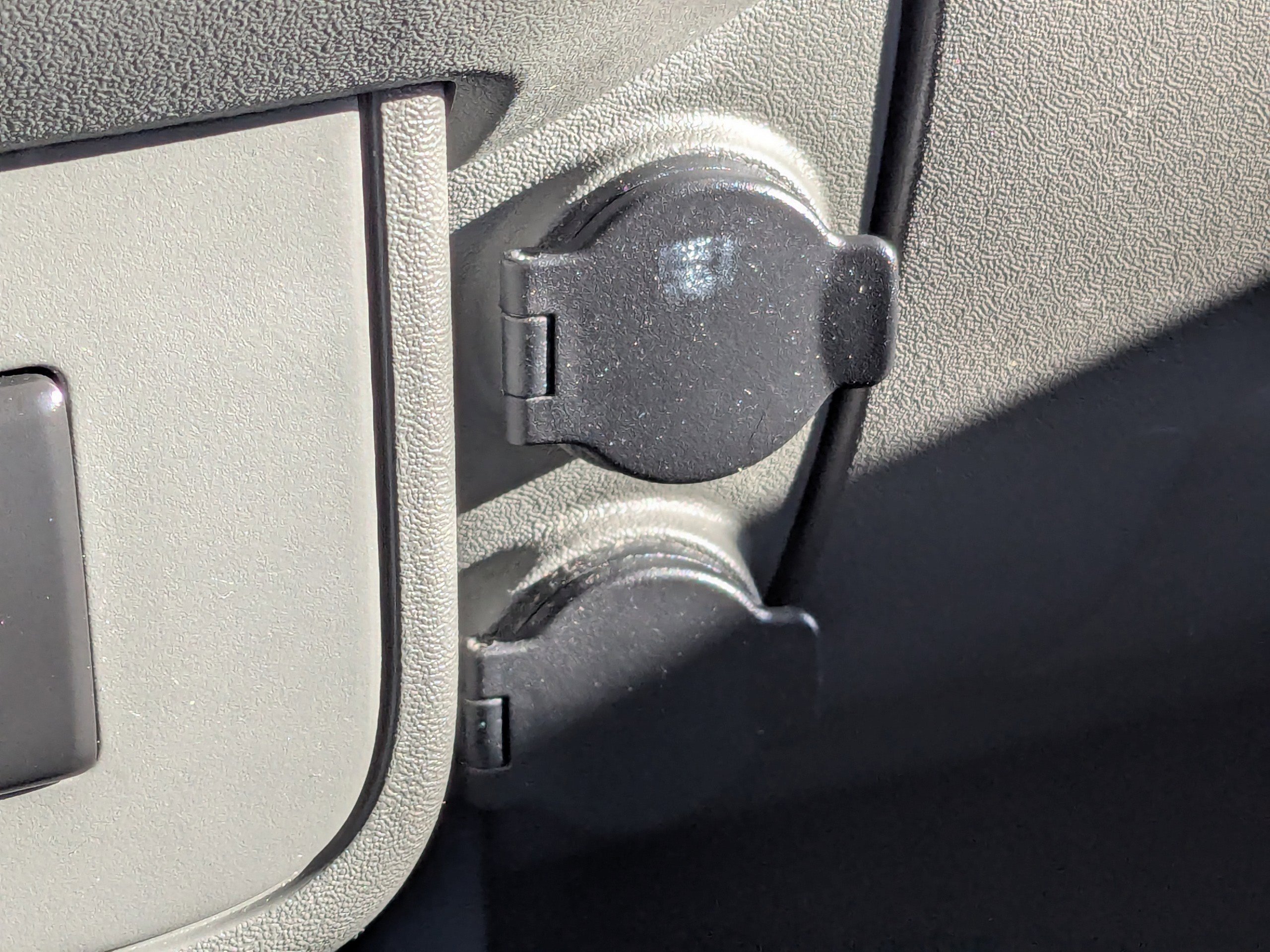 Used 2013 Nissan Frontier SV w/ SV Value Truck Pkg image 21